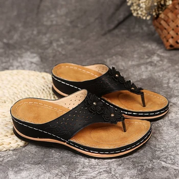 Nové dámske Papuče Módne Kvet Farbou Klin Flip-Flops Vonkajšie Platformu Non-slip Plážové Sandále Sandalias Pláži Listov